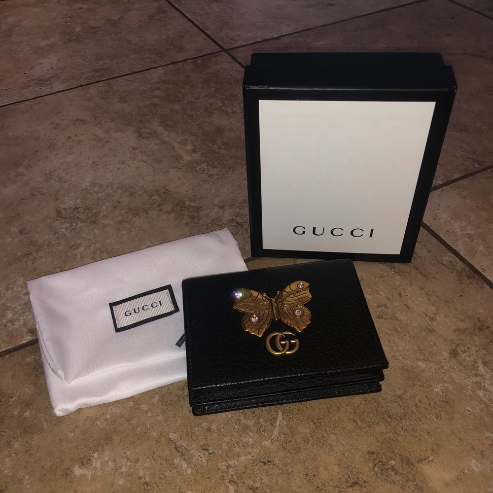 LIKE NEW GUCCI WALLET